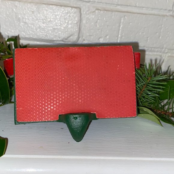 Vintage Midwest of Cannon Falls Santa in Sleigh Stocking Holder - Picture 6 of 14